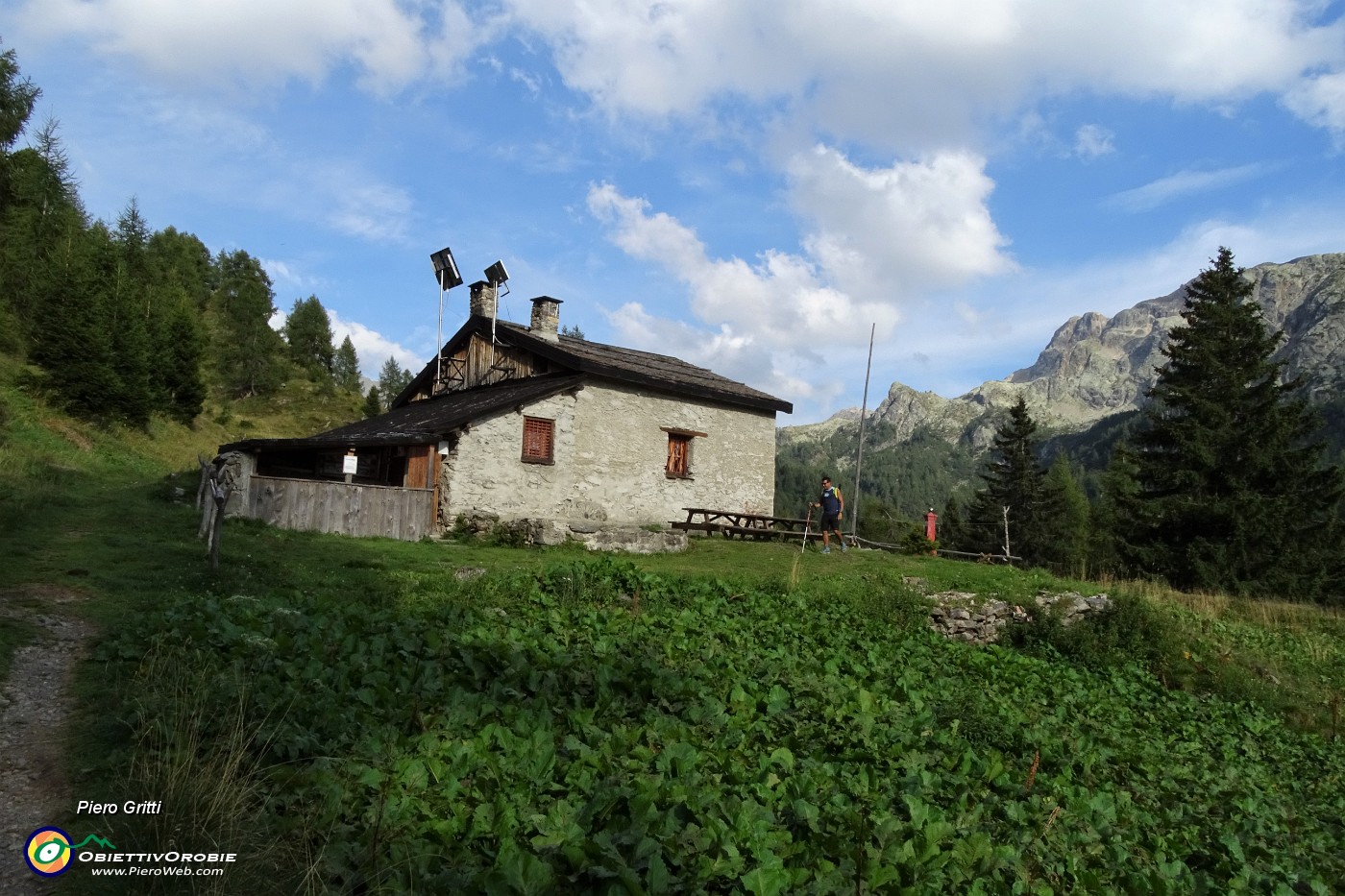96 Passaggio al Rif. Baitone (privato).JPG